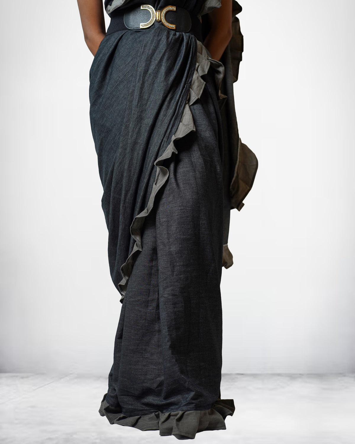 Noir Frill Bloom Saree